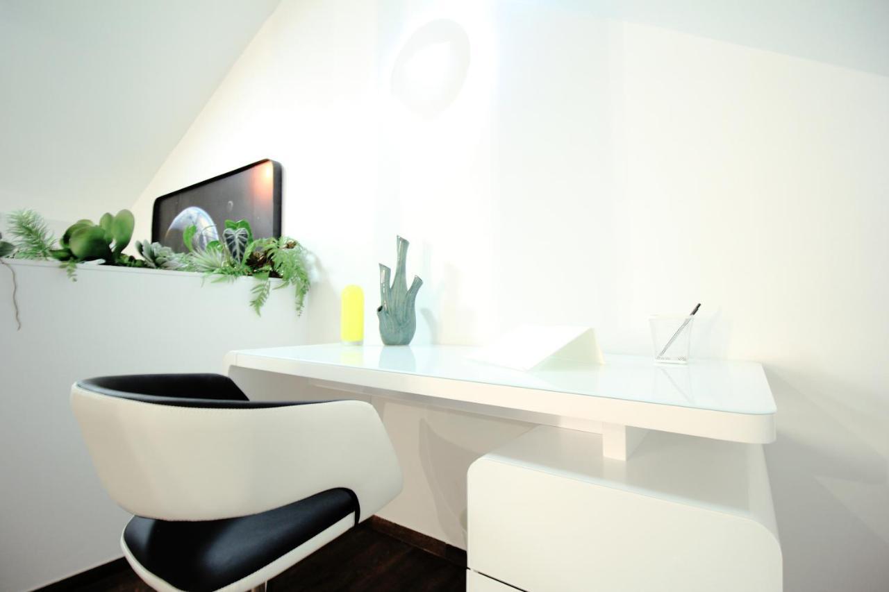 Secret Hideaways Space Loft Wohndesign Auf 2 Etagen L 450M Bis Uni Duisburg Exteriör bild